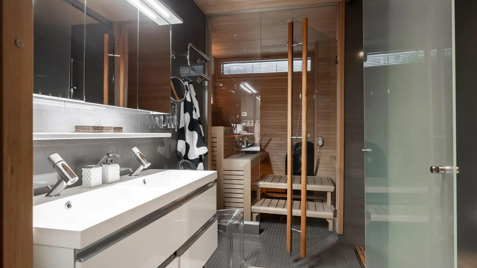 Luxorius Apartment On The Beach And The Citycenter Helsinki 0*,  Finland